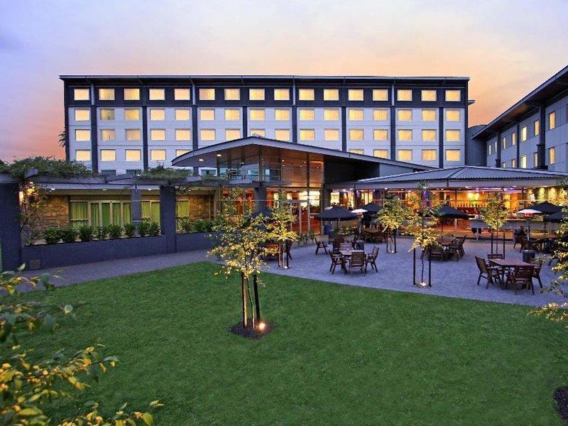 Novotel Auckland Ellerslie Екстериор снимка